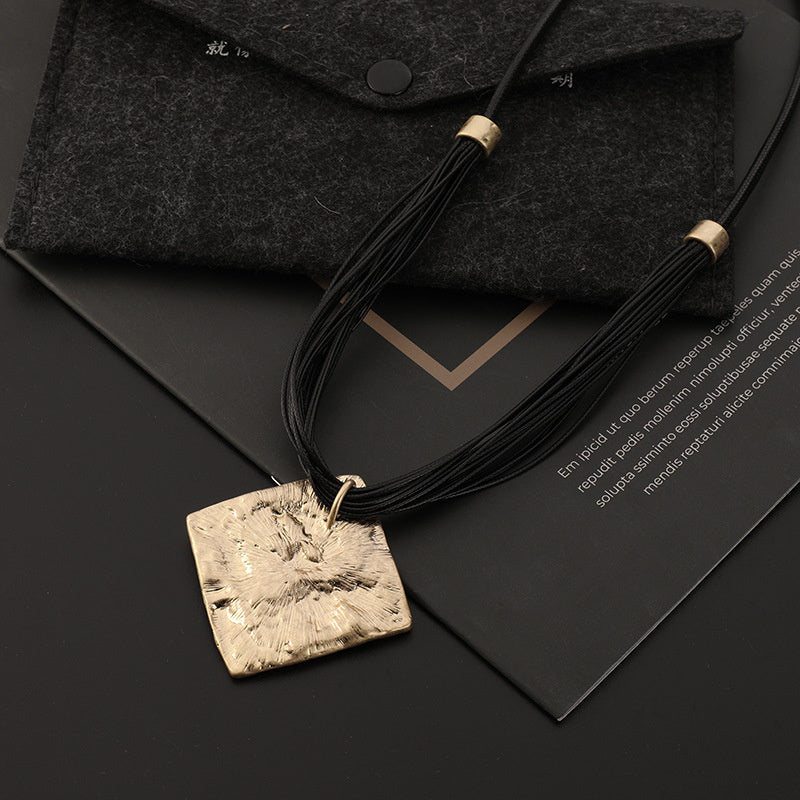 Fashionable All-match Simple Women's Metal Square Pendant