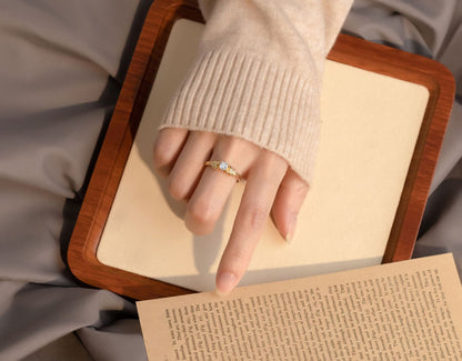 Simple Fashion Zircon Female Ring