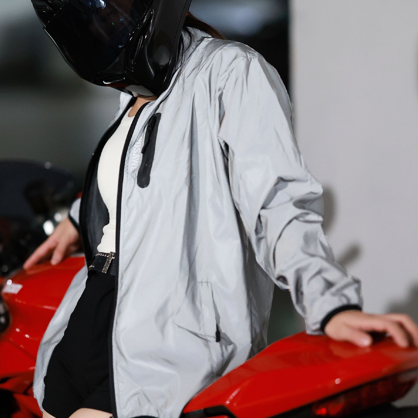Waterproof Polyester Long Sleeved Top